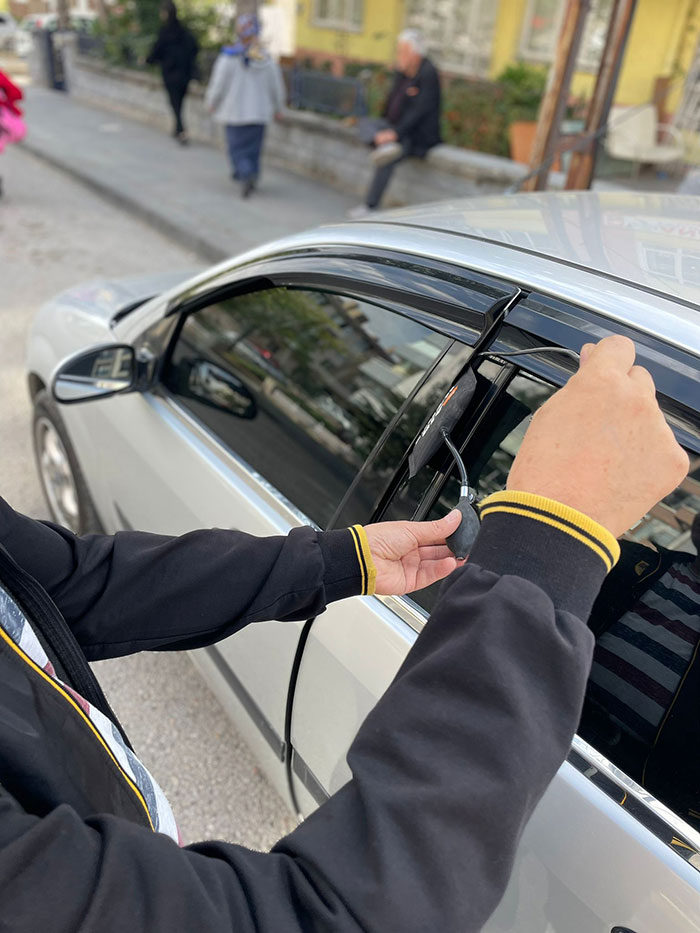 Gümüldür Oto Kilitçisi